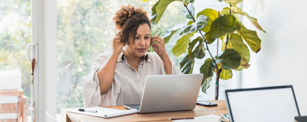 Adult woman taking online workshops